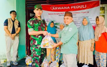 PT Arwana Citra Mulia Bagikan Sembako ke Warga Desa Tanjung Baru