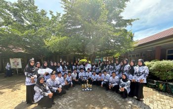 Momen HGN dan HUT PGRI ke-80, SMPN 1 Tanjung Raja Raih 5 Penghargaan