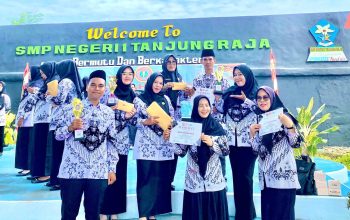 Tiga Prestasi Sekaligus, SDN 01 Tanjung Raja Puncaki Lomba Guru Kecamatan