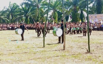 Pramuka SMPN 1 Kandis Tampilkan Drumband di Prata Ogan Ilir