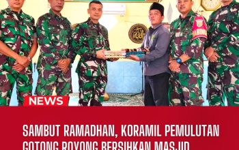 Sambut Ramadan, Koramil Pemulutan Gotong Royong Bersihkan Masjid Warga