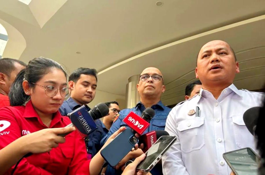 Kejagung menetapkan Asep Yusuf Somantri sebagai tersangka baru kasus korupsi Program Makan Bergizi Gratis. Ia diduga bersekongkol dengan Sony Sonjaya mengatur titik SPPG dan proses verifikasi mitra MBG.